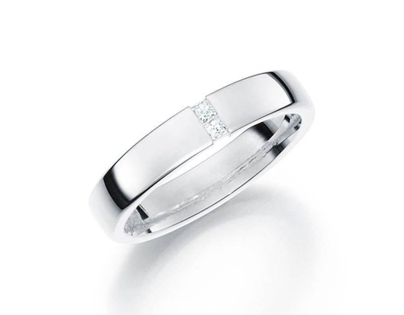GD Forever ring 585 hvittgull 4mm 0,06ct GD240H4 pris pr stk