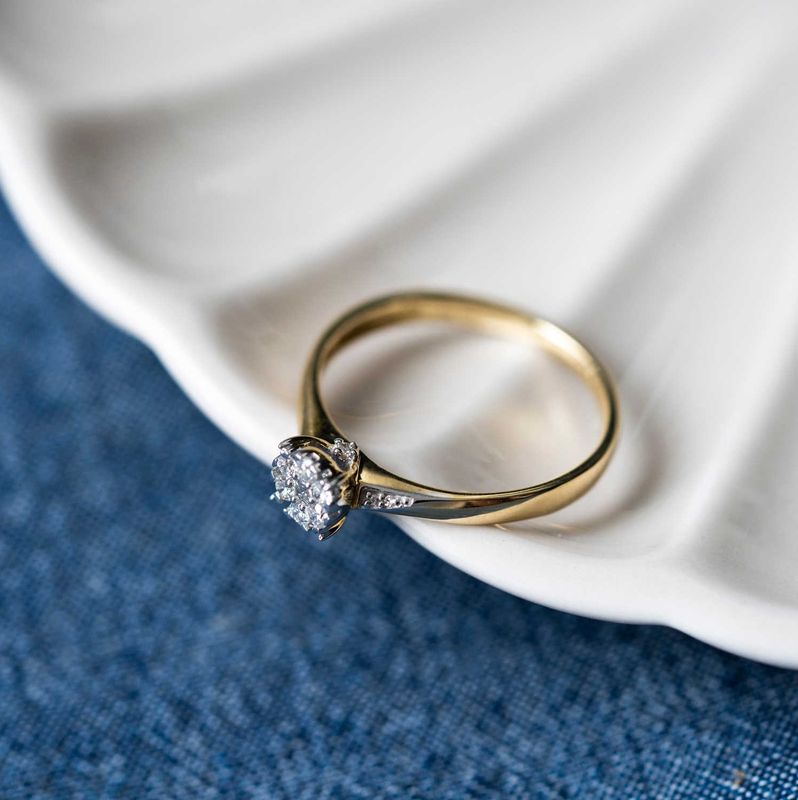 Ring i gult gull med diamanter 0,21 ct WP 59670.54